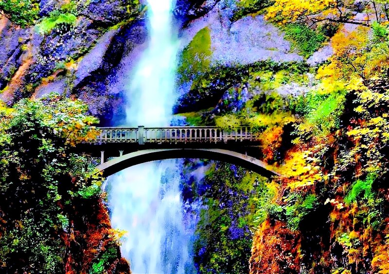 Bridge over Waterfall — Green