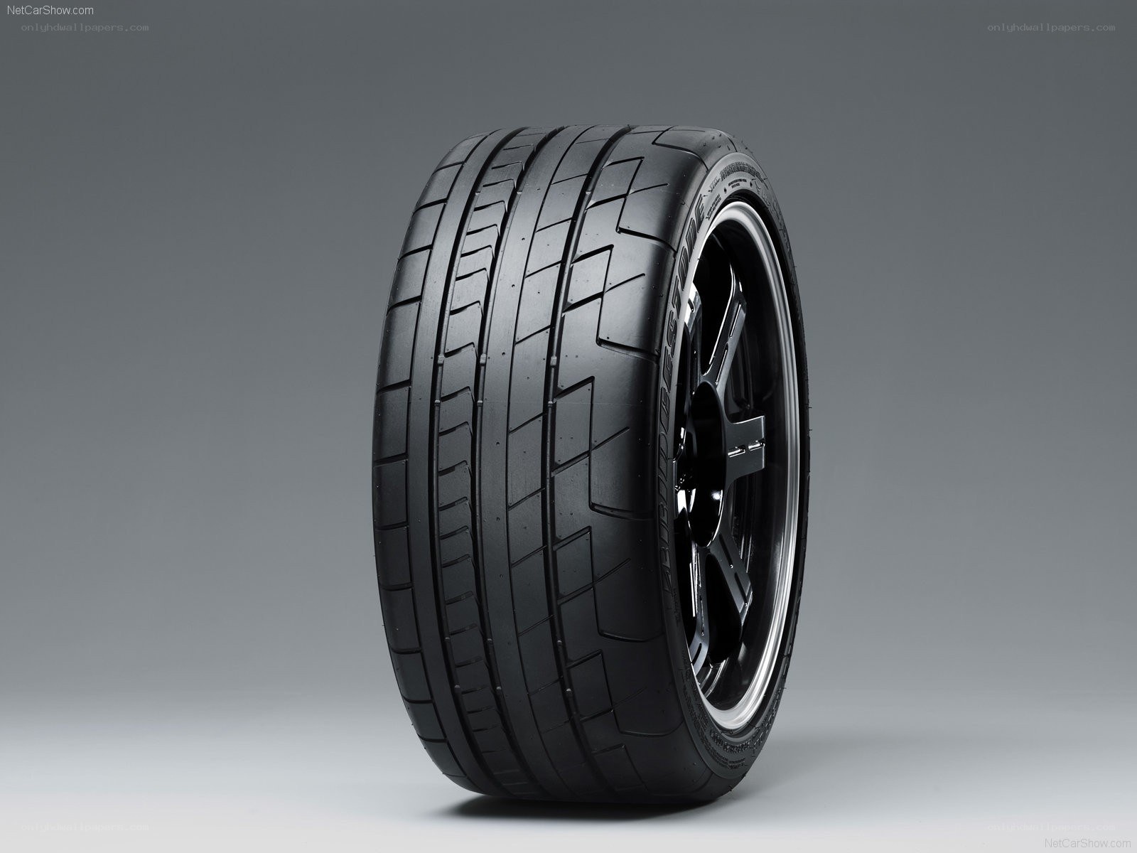 Bridgestone Potenza tire