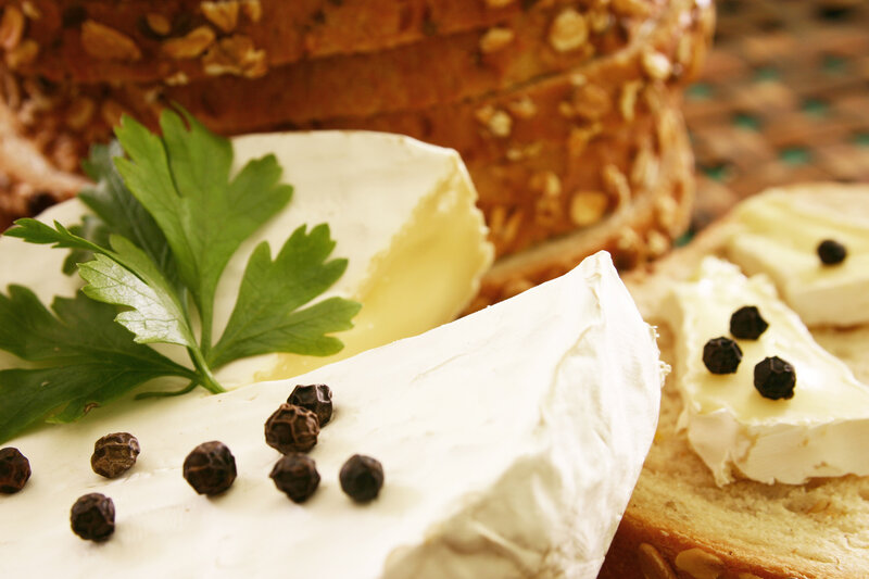 Brie Cheese with Bread