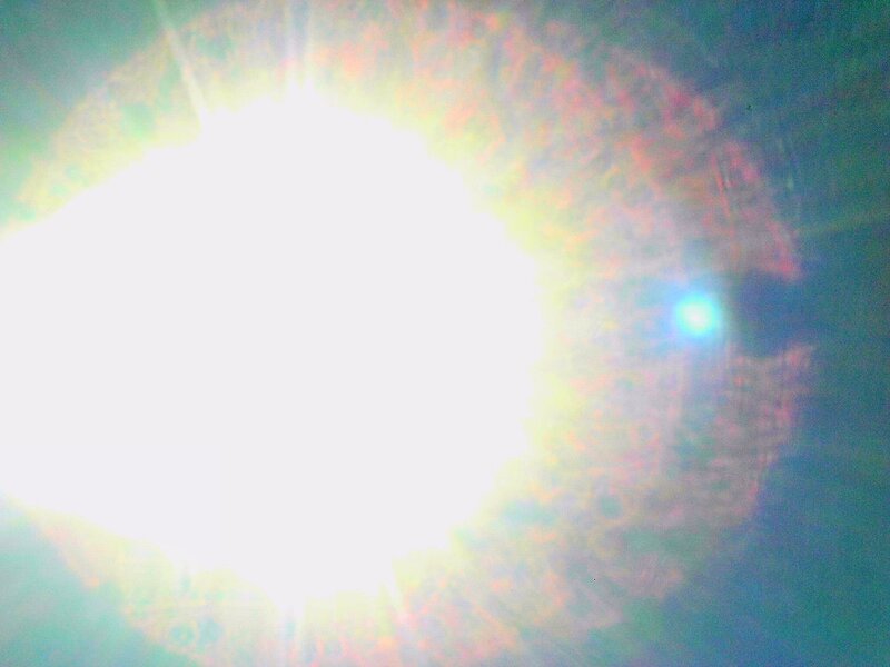 Bright Light Source — White