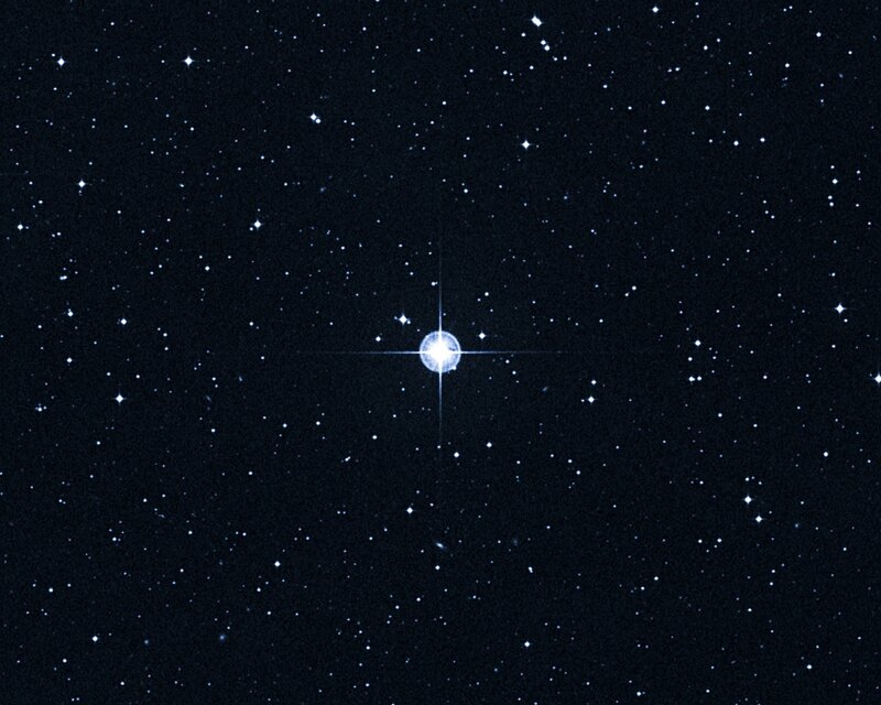 Bright Star in Night Sky — Black