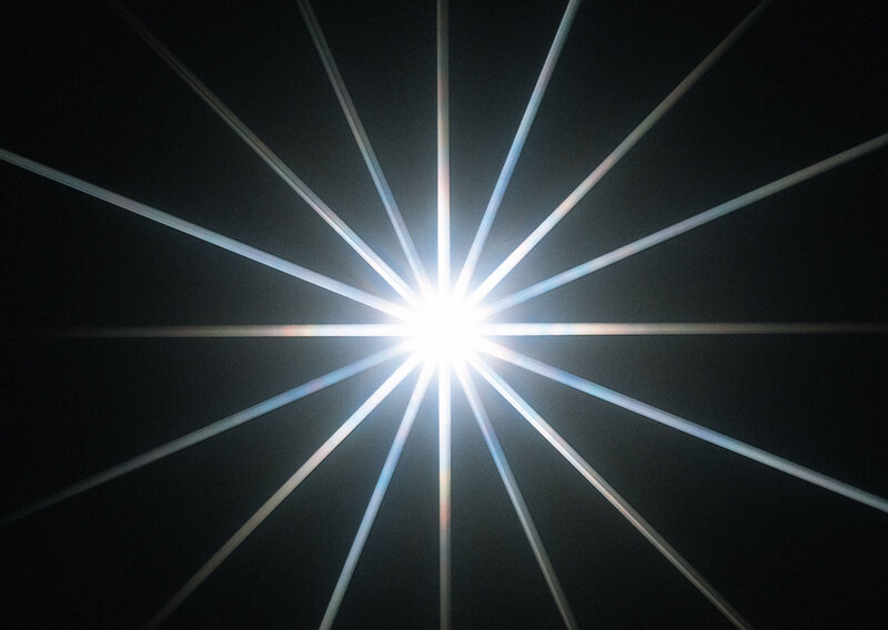bright starburst light effect