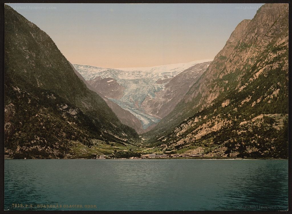 Briksdalsbreen Glacier View