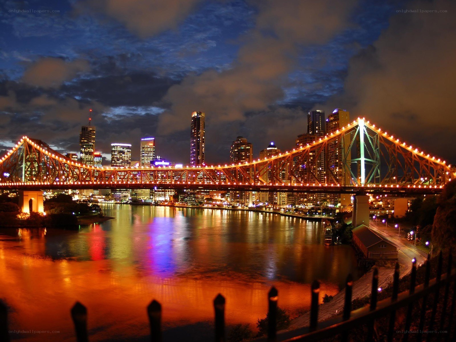 Brisbane city at night
