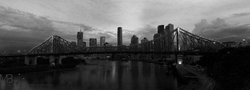 Brisbane city skyline at dusk