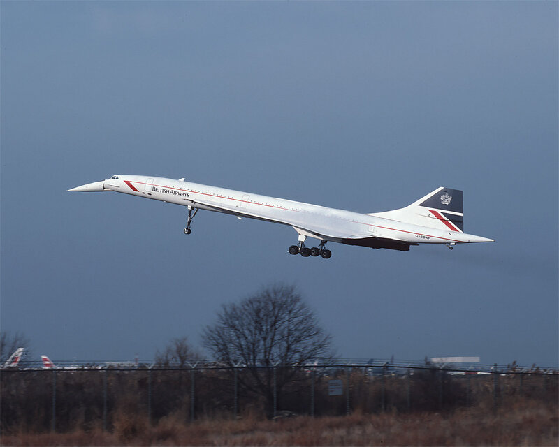 British Airways Concorde — White, Calm