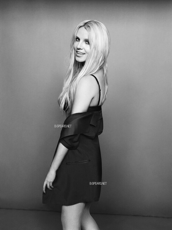 Britney Spears in black dress