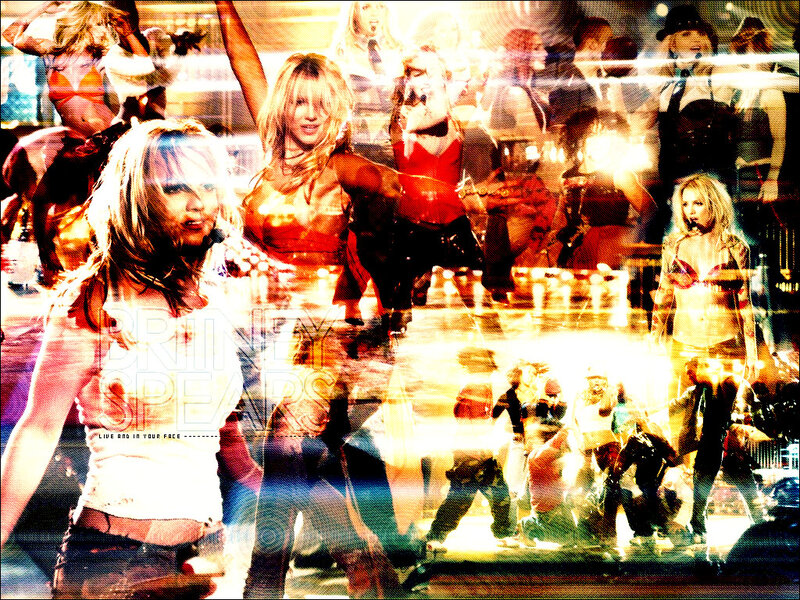 Britney Spears Performing