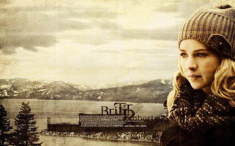 Britt Robertson portrait