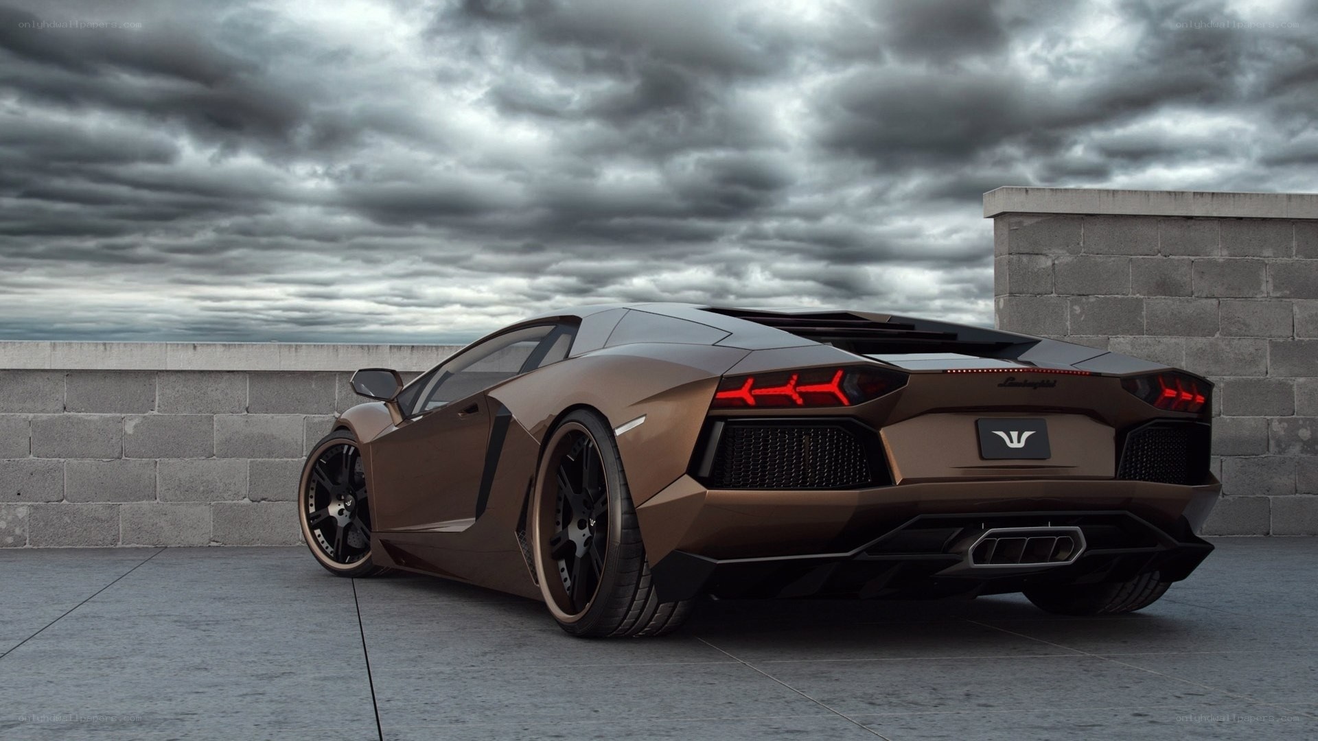 Bronze Lamborghini Aventador