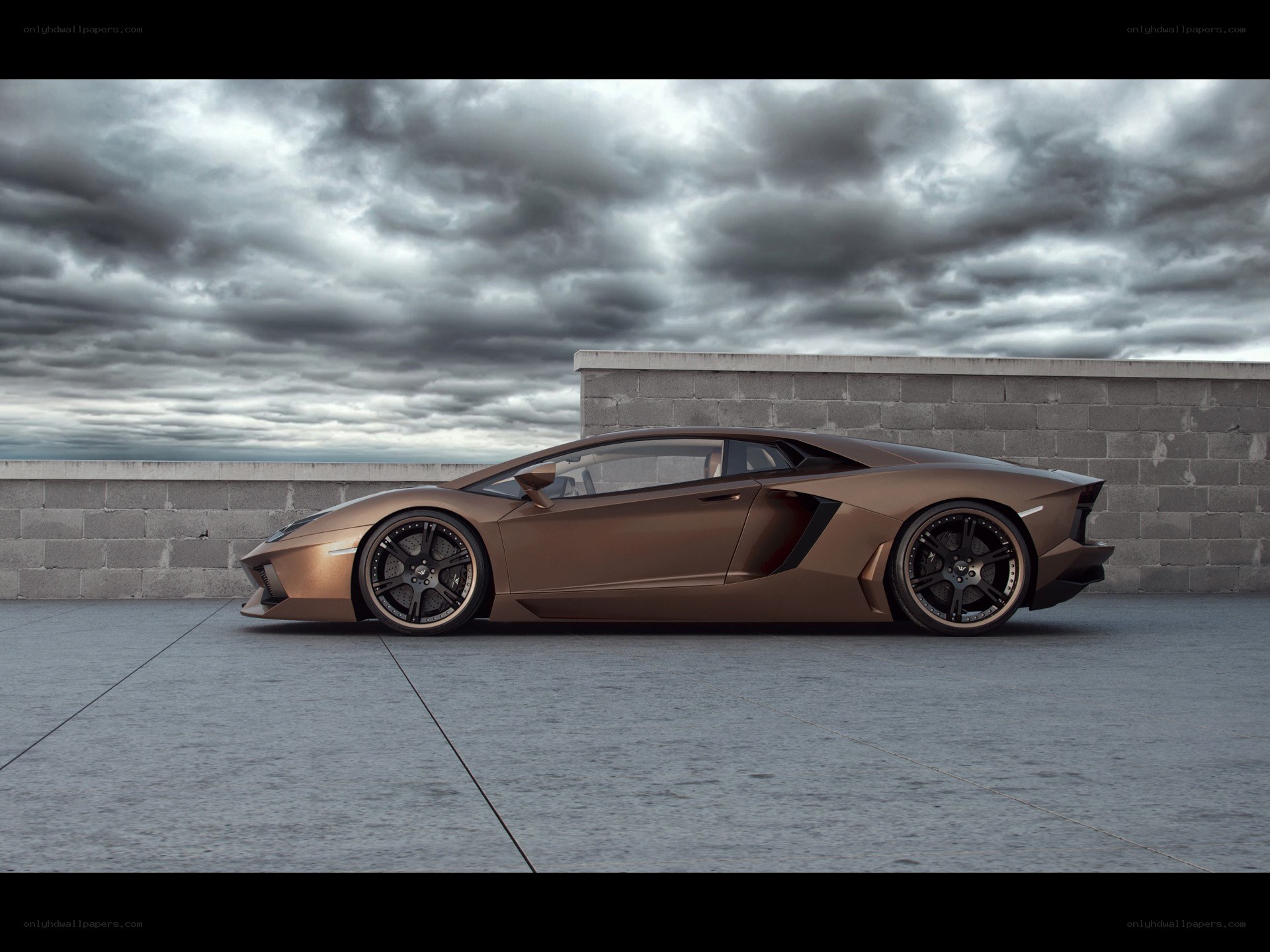 Bronze Lamborghini Aventador