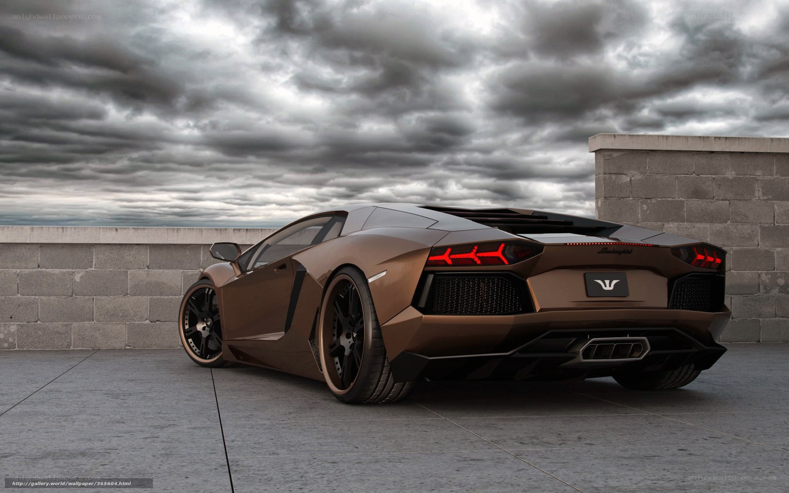 Bronze Lamborghini Aventador