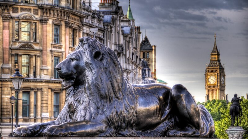 Bronze Lion Statue — Gray