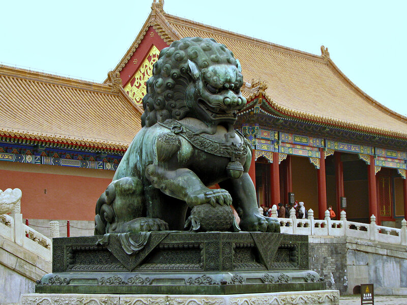 Bronze Lion Statue — Green
