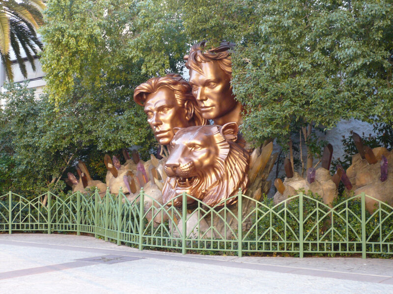 Bronze Sculpture of Heads