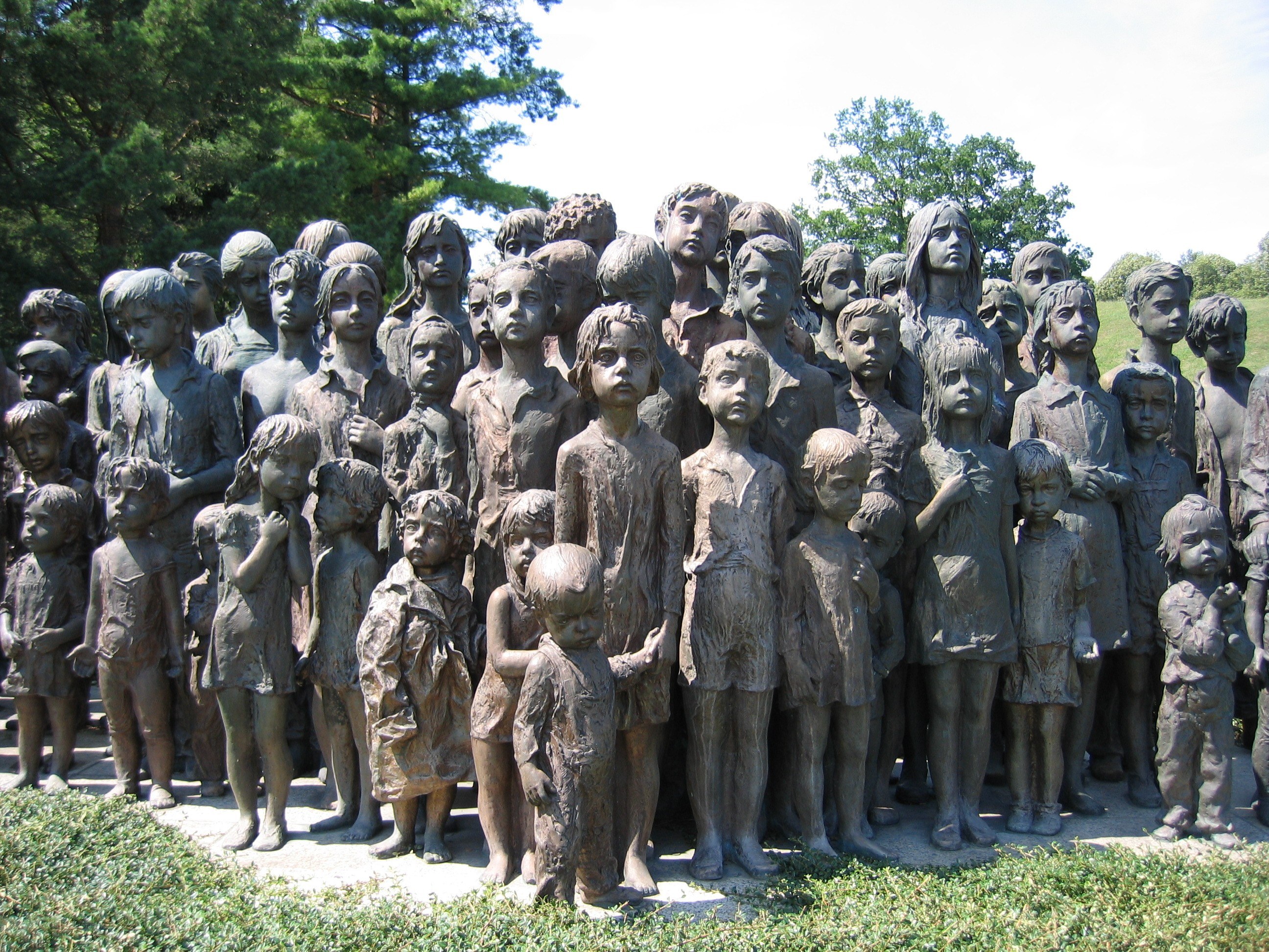 Bronze statue of children