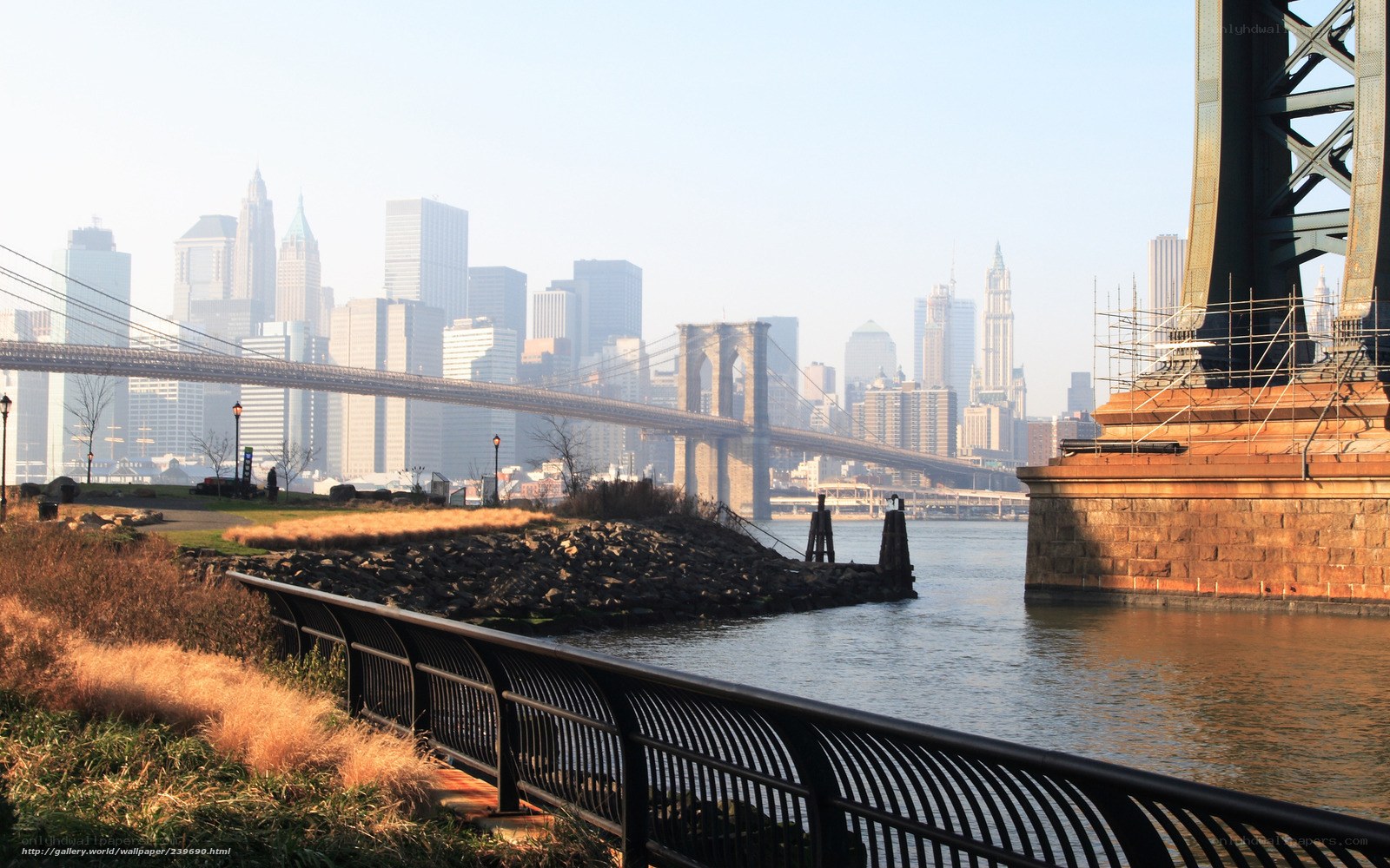 Brooklyn Bridge and Manhattan skyline