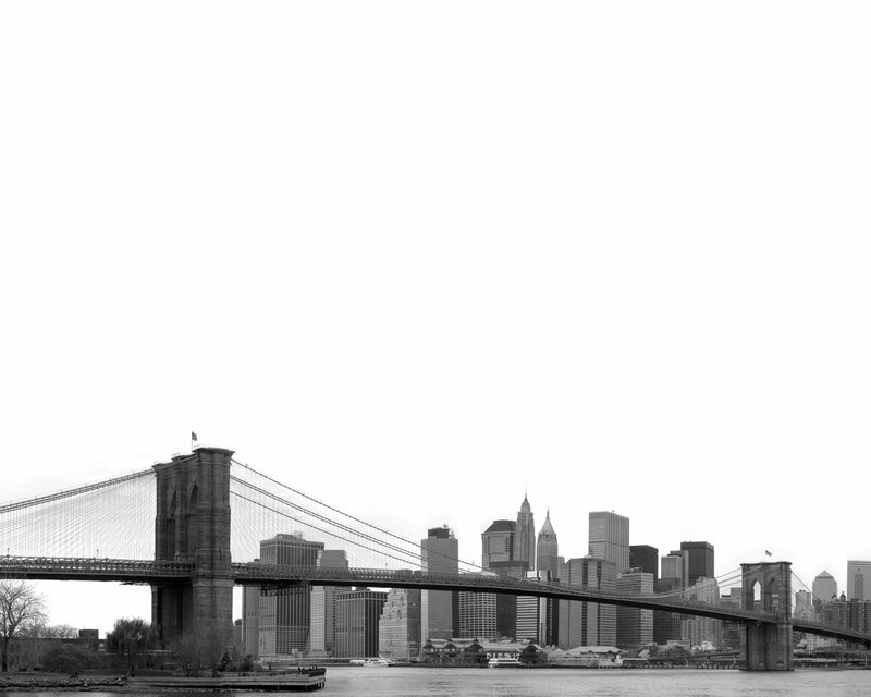 Brooklyn Bridge and Skyline — Black, Serene
