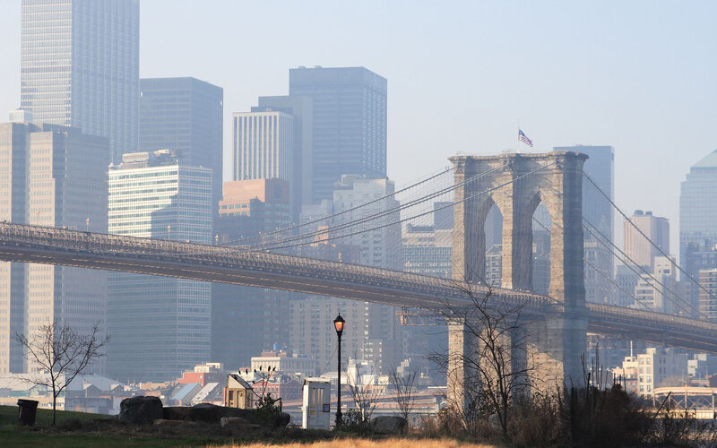 Brooklyn Bridge and Skyline — Gray