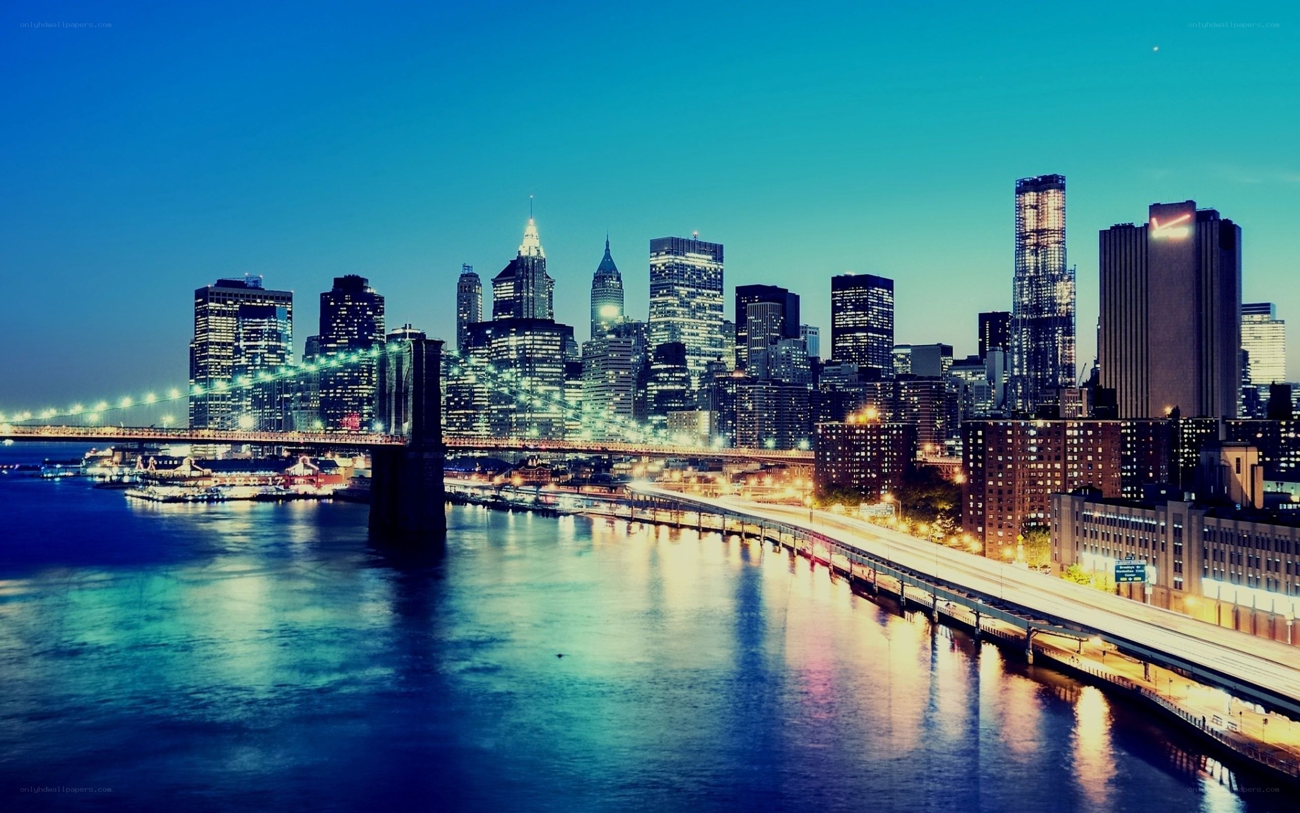 Brooklyn Bridge at dusk
