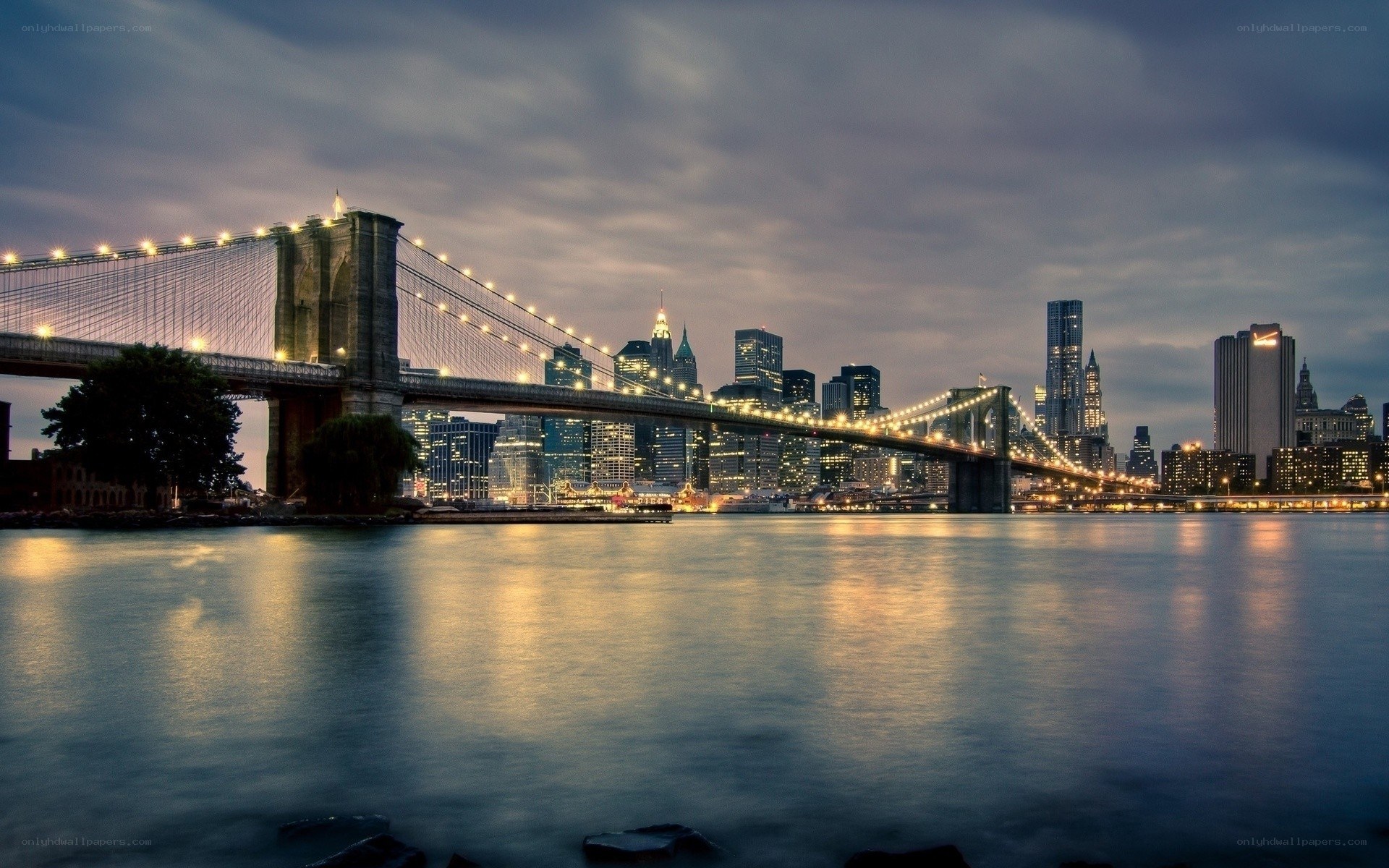 Brooklyn Bridge at dusk