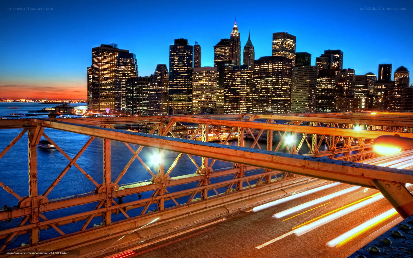 Brooklyn Bridge at dusk