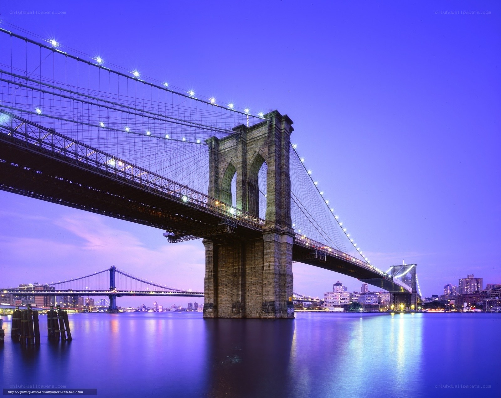 Brooklyn Bridge at dusk