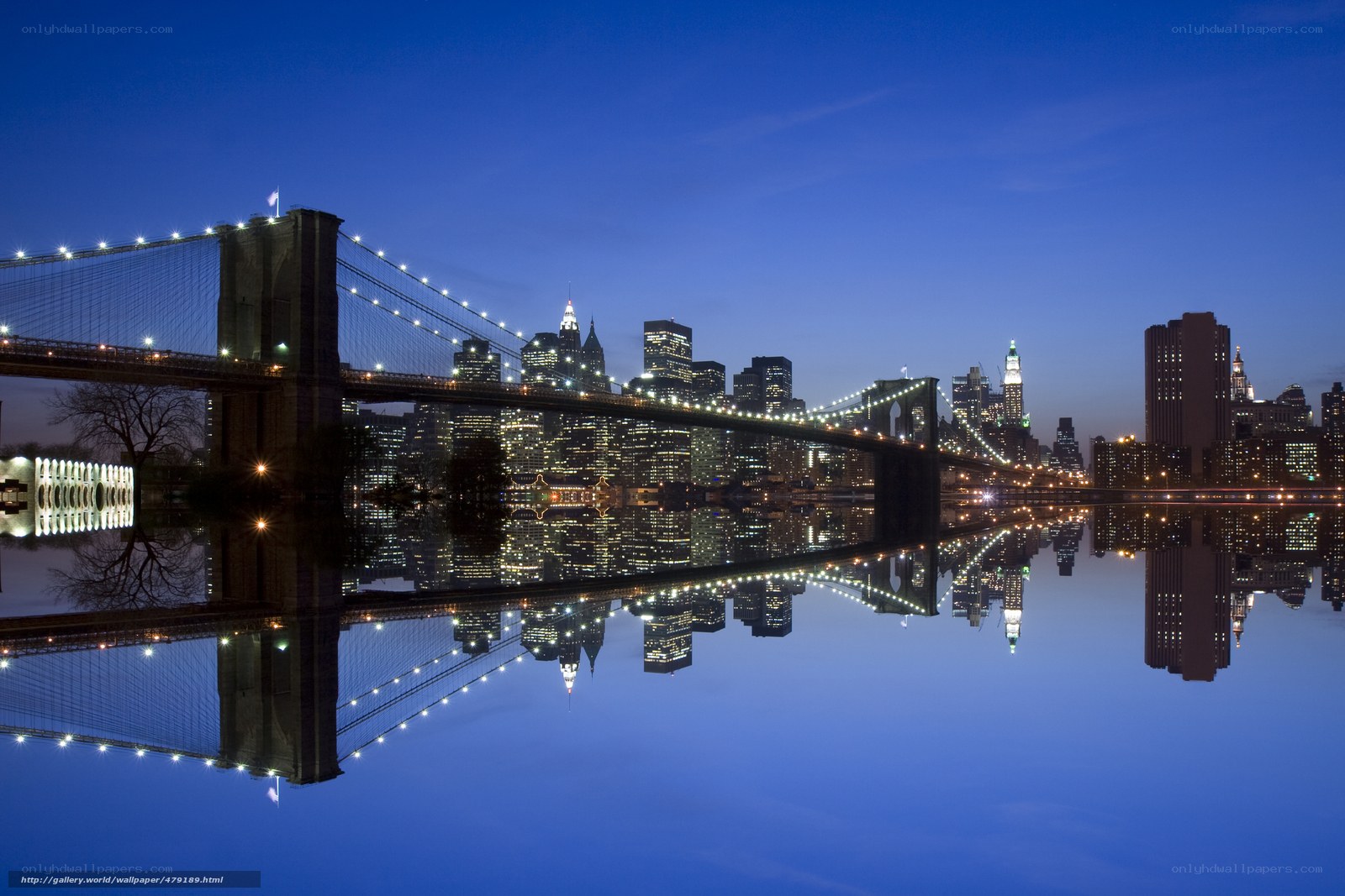 Brooklyn Bridge at dusk