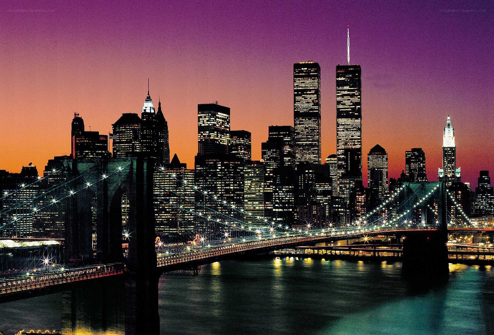 Brooklyn Bridge at dusk