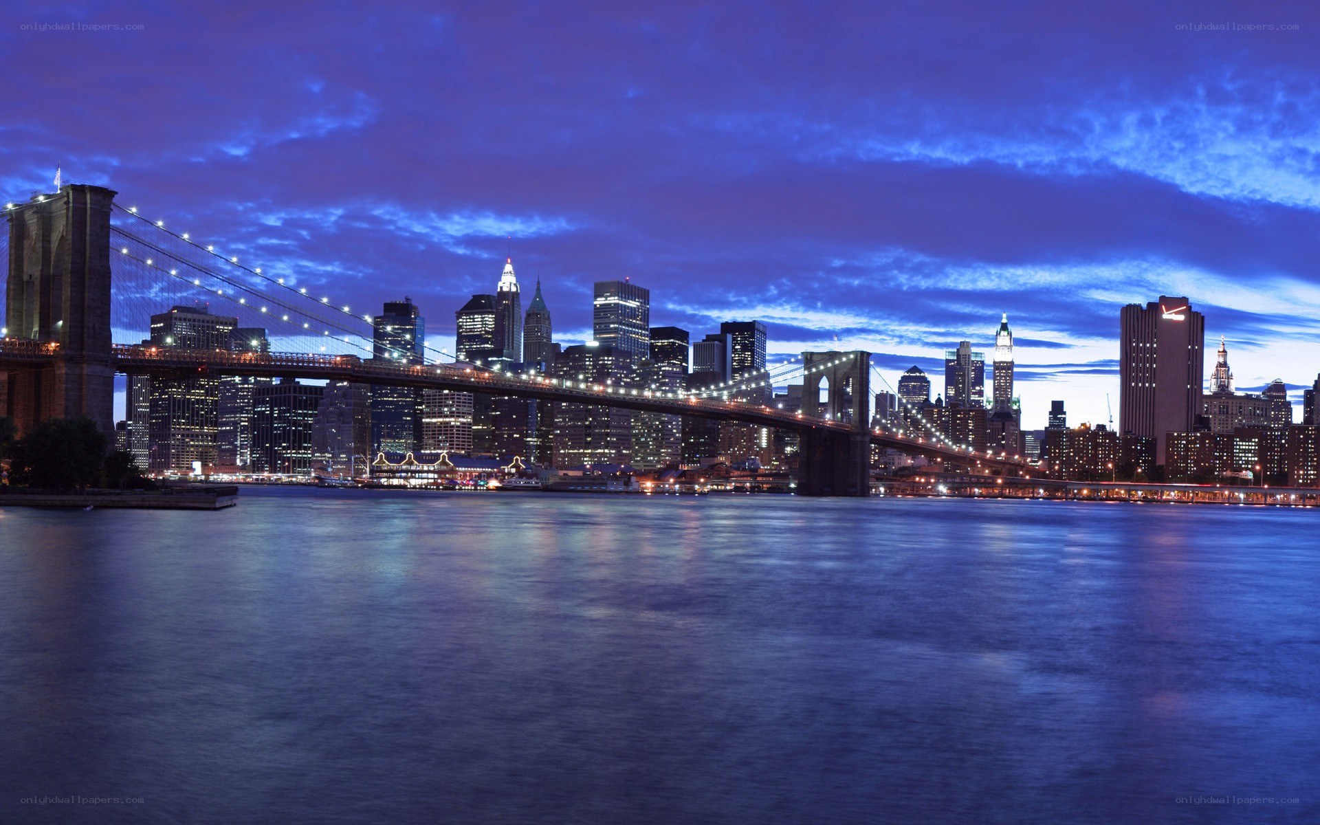Brooklyn Bridge at dusk