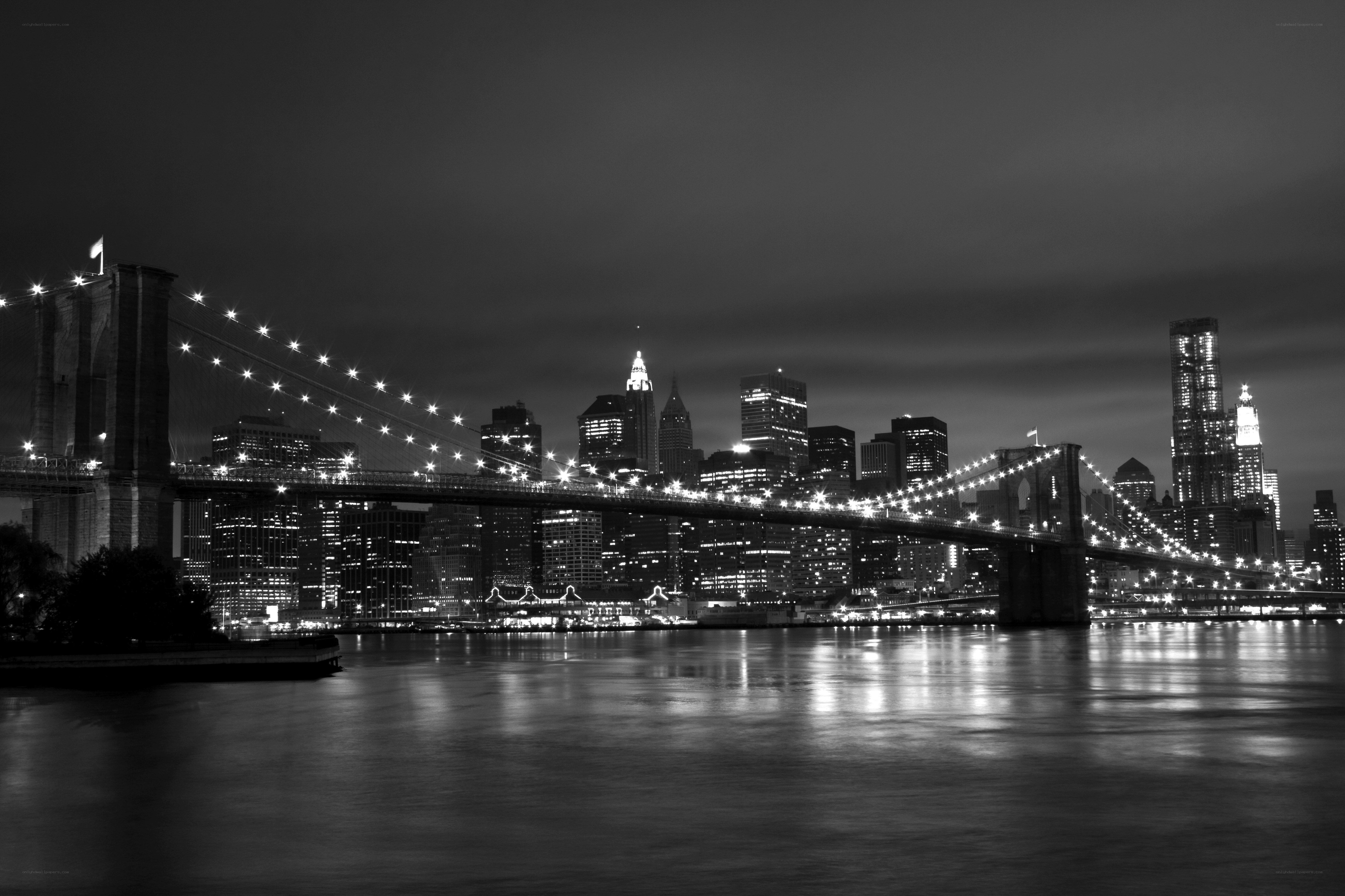 Brooklyn Bridge at night