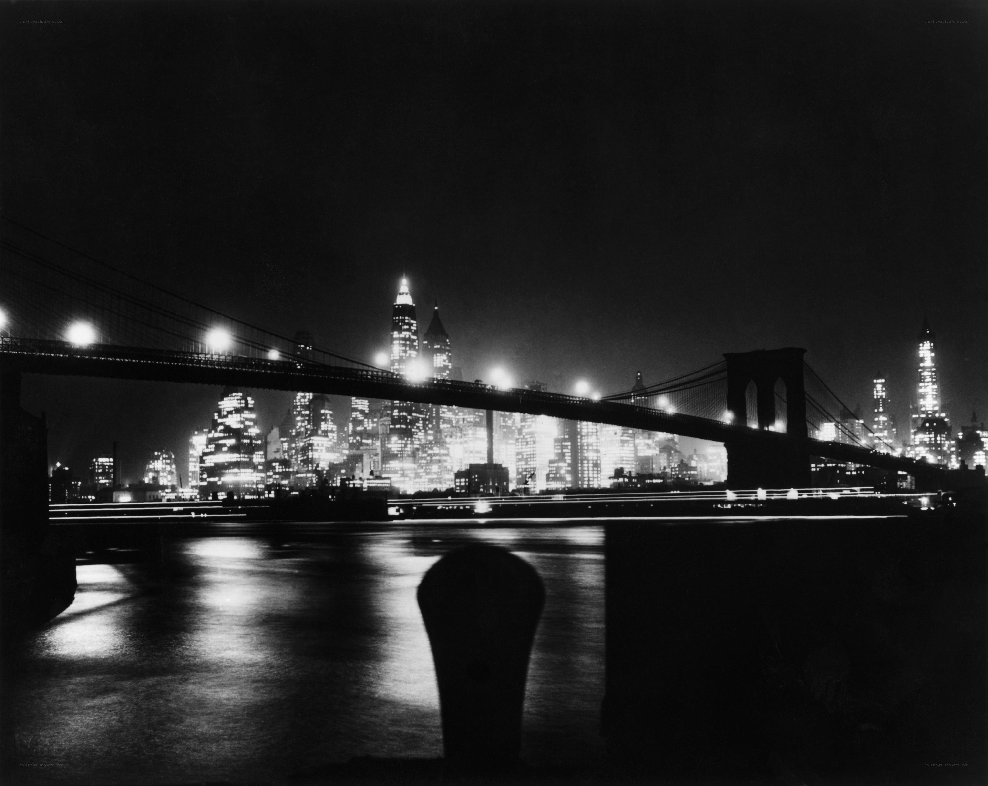 Brooklyn Bridge at night