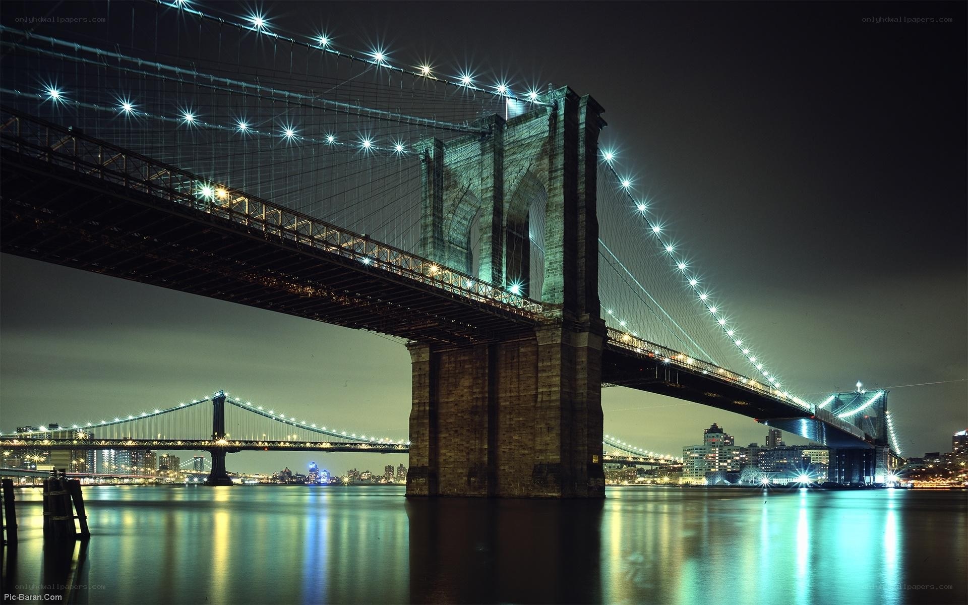 Brooklyn Bridge at night