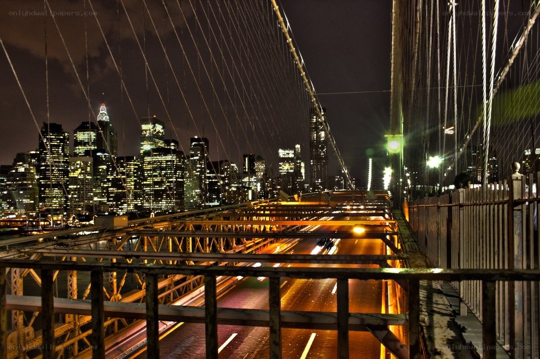 Brooklyn Bridge at night