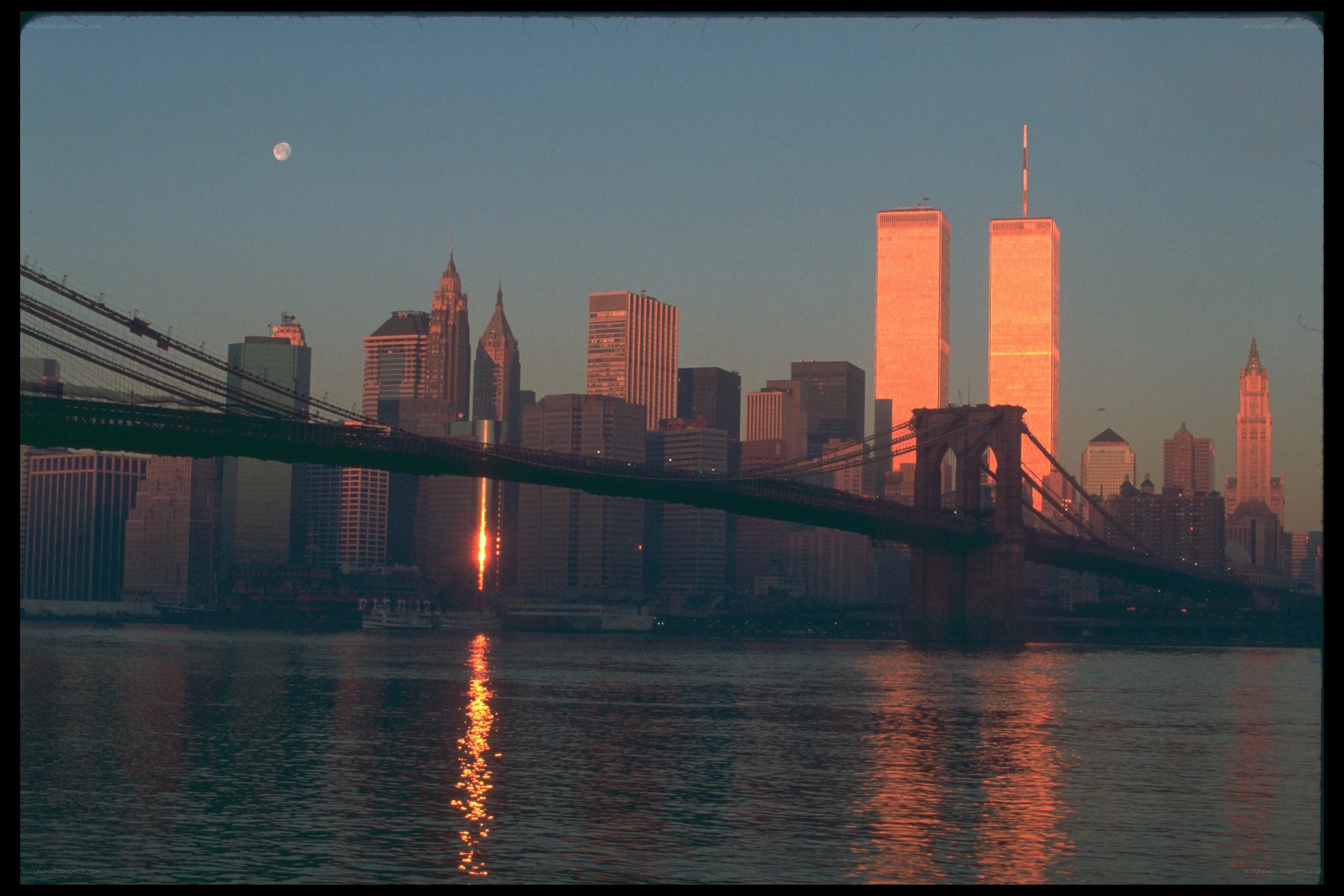 Brooklyn Bridge at sunset