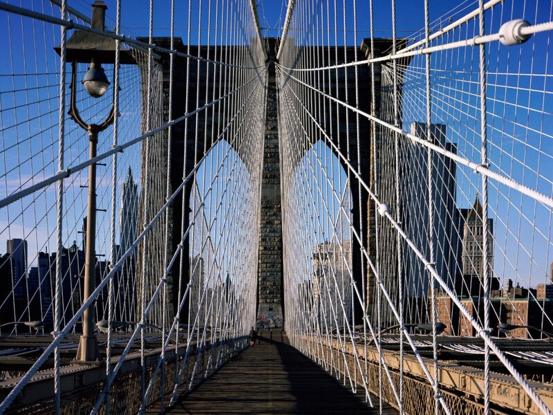 Brooklyn Bridge view from walkway