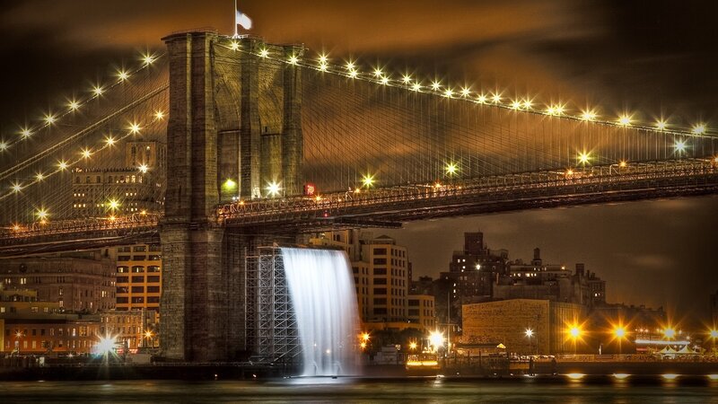 Brooklyn Bridge Waterfall