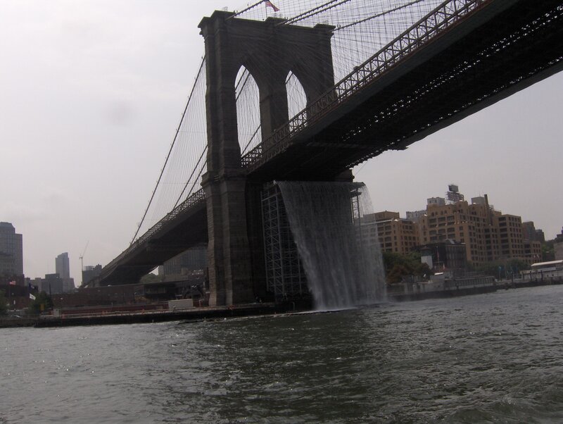 Brooklyn Bridge with waterfall effect
