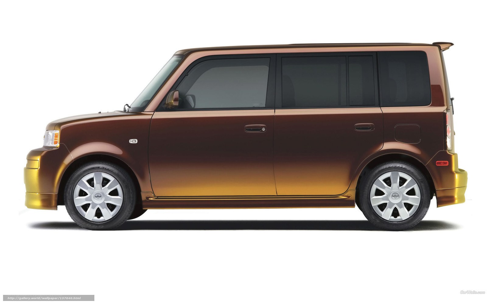 brown and gold car side view