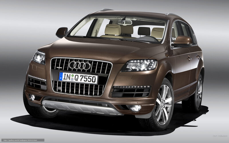 Brown Audi Q7 SUV