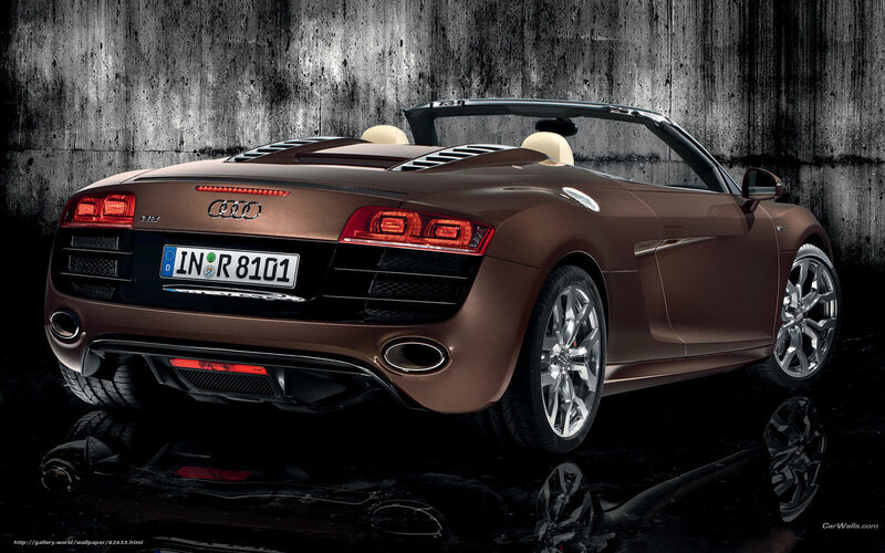Brown Audi R8 Spyder — Dramatic