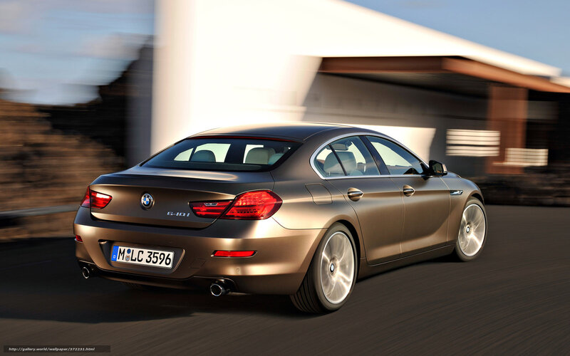 Brown Bmw Sedan — Dynamic