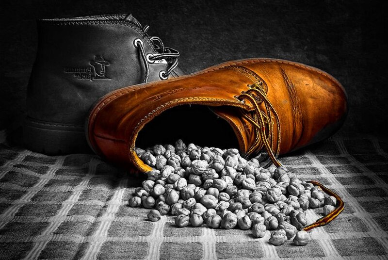 Brown Boot with Chickpeas