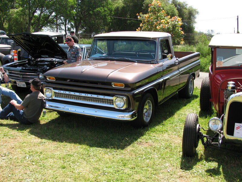 Brown Chevrolet Pickup
