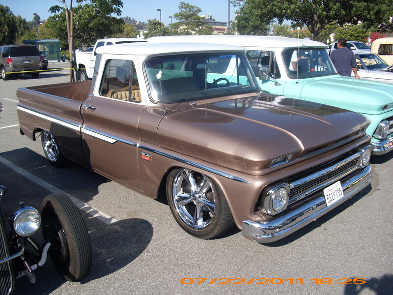 Brown Classic Pickup Truck