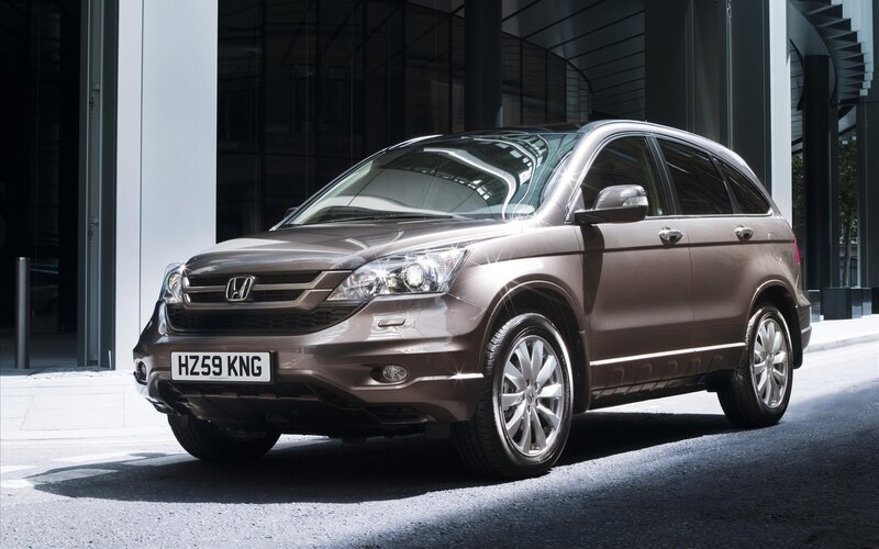 Brown Honda CR-V parked