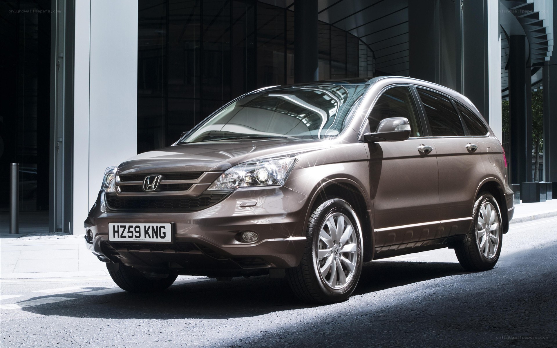 Brown Honda CR-V parked