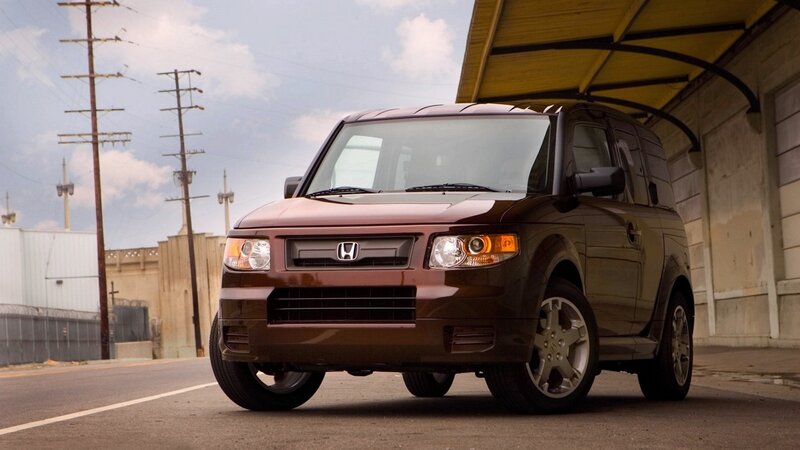Brown Honda Element — Dramatic