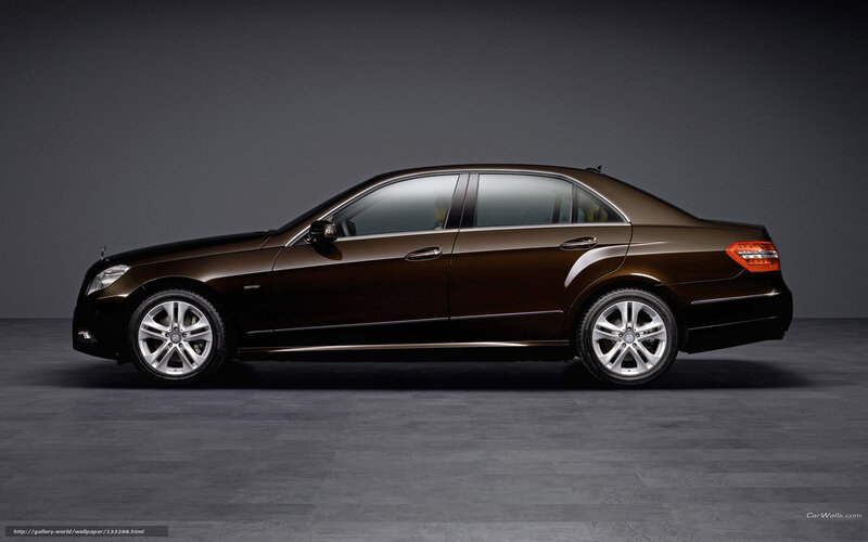 Brown Mercedes-Benz E-Class