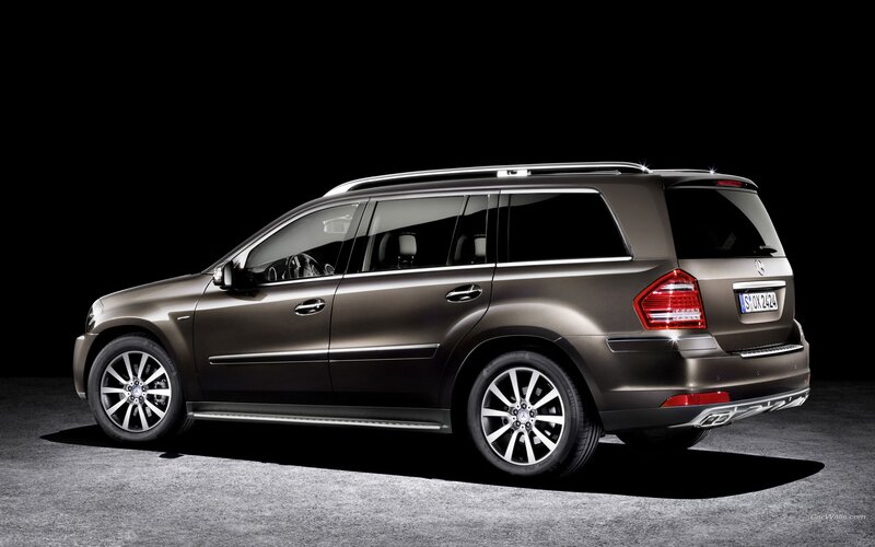 Brown Mercedes-benz Suv — Dramatic, Photograph, Car, Roof Rack